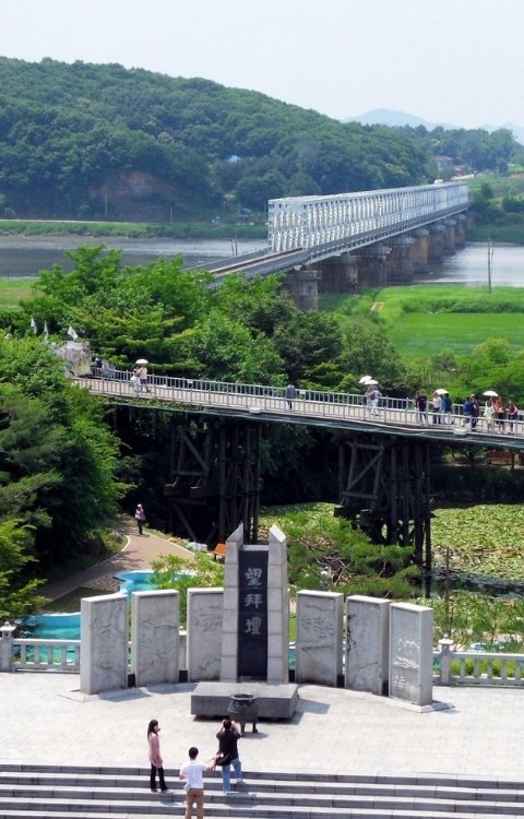 Tour DMZ francophone