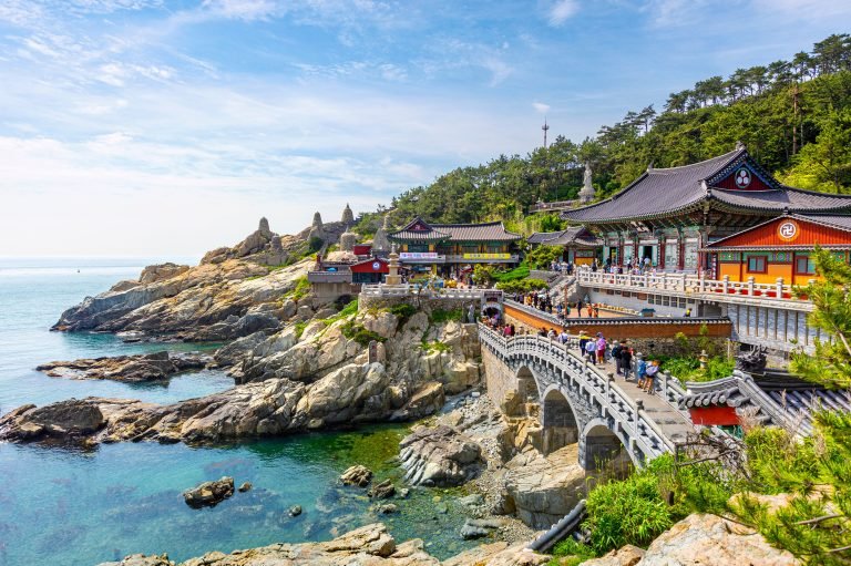Le Temple Haedong Yonggungsa à Busan